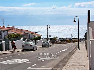 Teneriffa Südküste: Blick in Abades auf das Meer