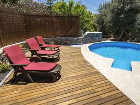 Privates Ferienhaus mit Pool, Grill