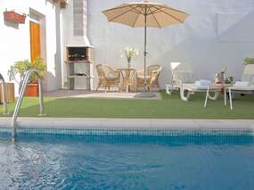 Las Vegas: Wander-Haus mit Pool