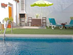 Las Vegas: Wander-Haus mit Pool