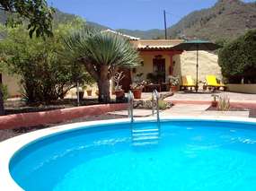 Ferienhaus mit Pool