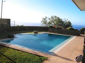 Santa Ursula: Meerblick-Villa +Pool