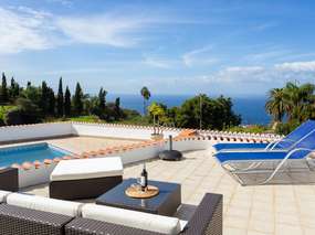 Villa m. beheizbaren Privatpool