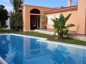 Adeje: Exklusives Anwesen mit Pool