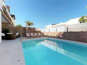 Costa Adeje: Villa mit Pool+Yacuzzi