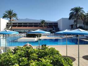 Meernahe Ferienwohnung mit Pool