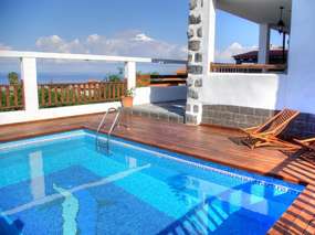 Puerto: Haus (Pool, Meerblick)