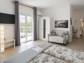 Puerto strandnah: Modernes Studio 4