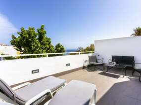 Poris de Abona: Haus am Meer