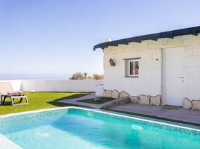 Studio mit Pool beheizt und Grill