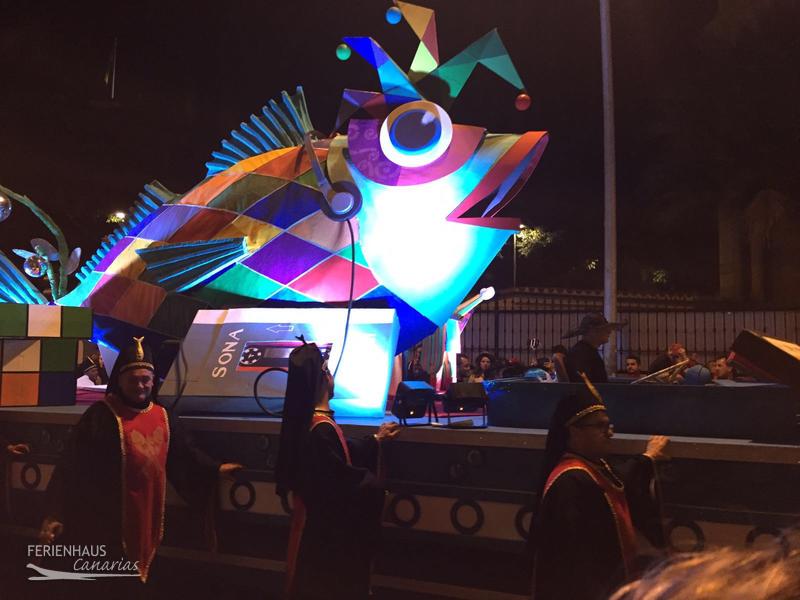 Karneval Teneriffa - Beerdigung der Sardine Karneval Teneriffa - Beerdigung der Sardine