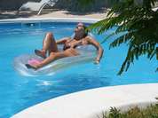 Urlaub und Relaxen am Pool auf Teneriffa
