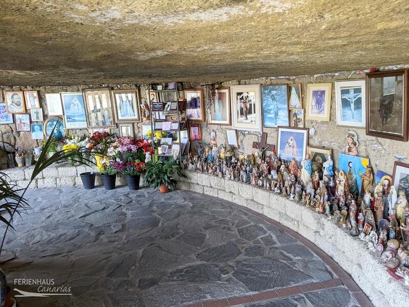 Blick in die Höhle von Santo Hermano Pedro