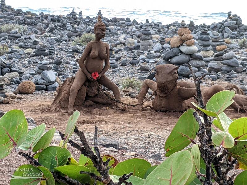 Sandskulpturen am Strand Teneriffa Sandskulpturen am Strand Teneriffa