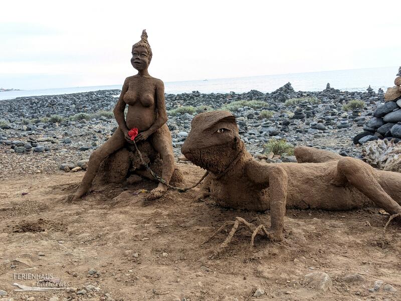 Sandskulpturen am Strand Teneriffa Sandskulpturen am Strand Teneriffa