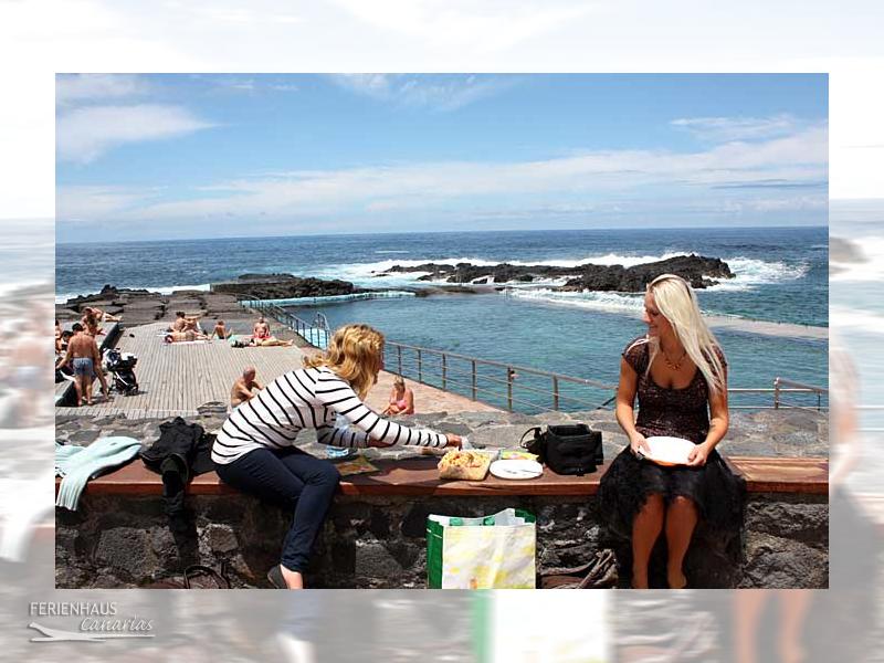 Picknick am Meerwasser-Schwimmbecken in Mesa del Mar